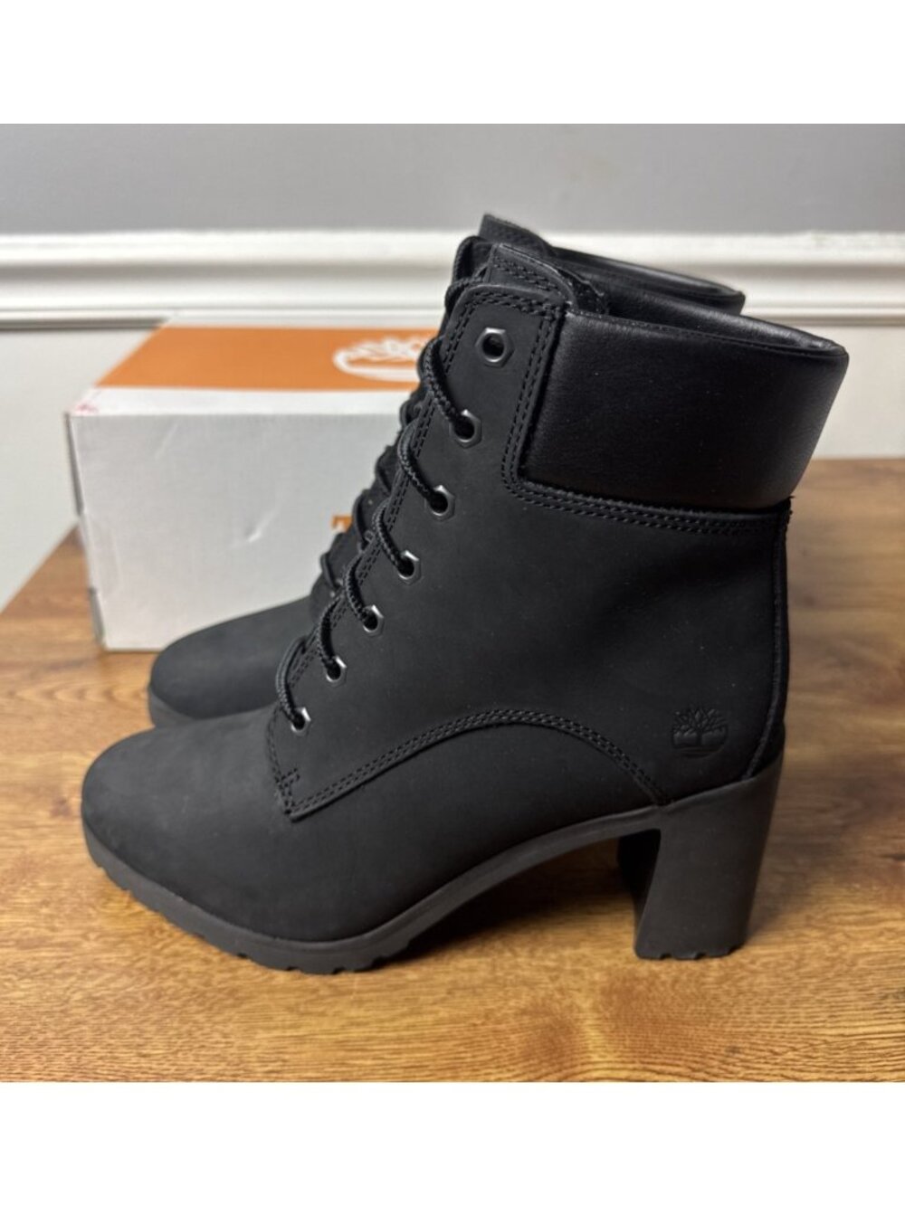 Timberland Allington 6" Lace-Up Black Nubuck Boots Shoes Womens Size 8